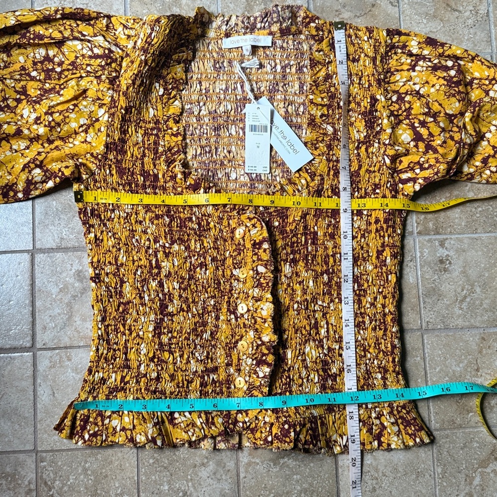 Love The Label Abstract Smocked Blouse Anthropologie Puff Sleeve Cotton Batik M - Picture 8 of 15